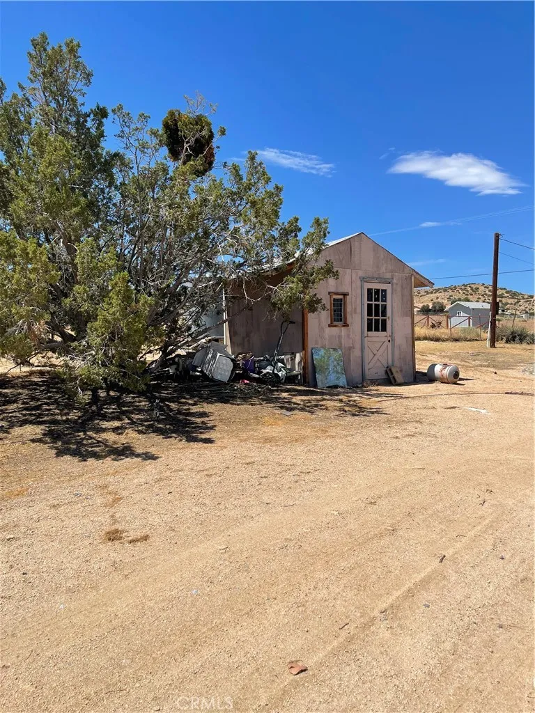 main property photo 8