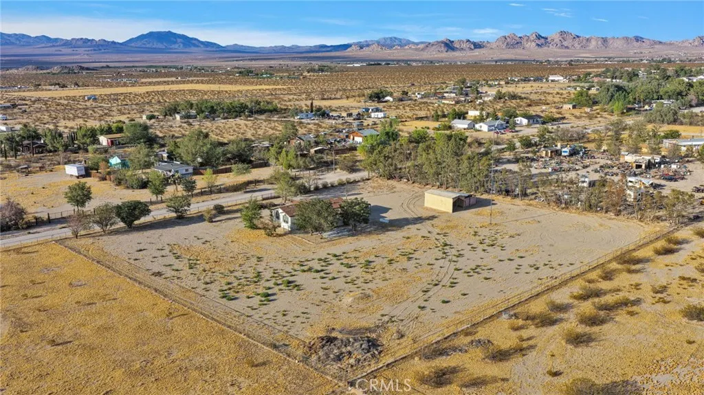main property photo 44
