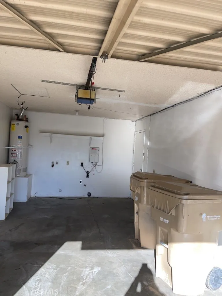 main property photo 15