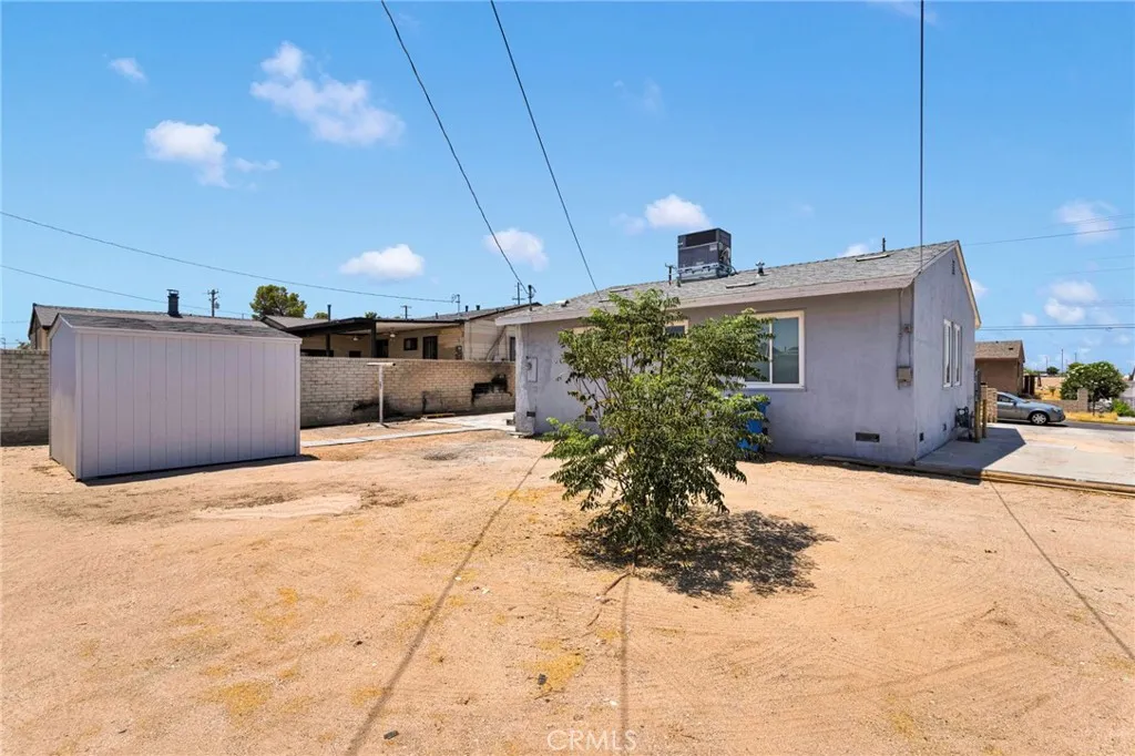 main property photo 23