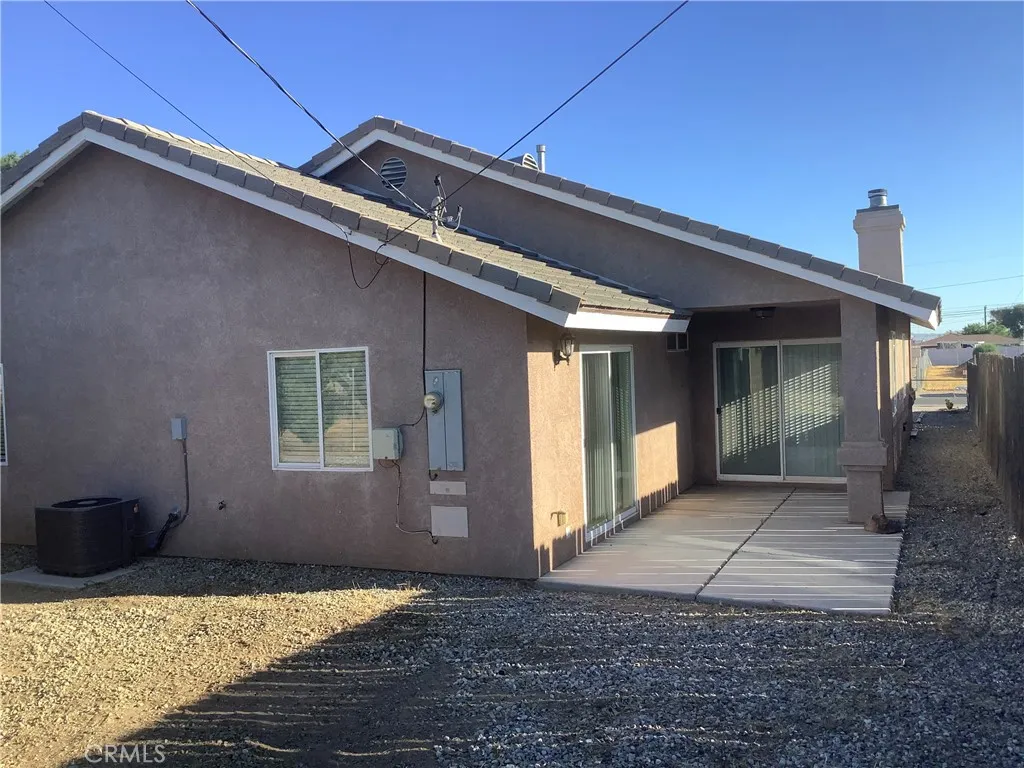 main property photo 40