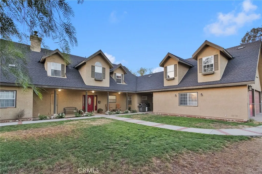 main property photo 3