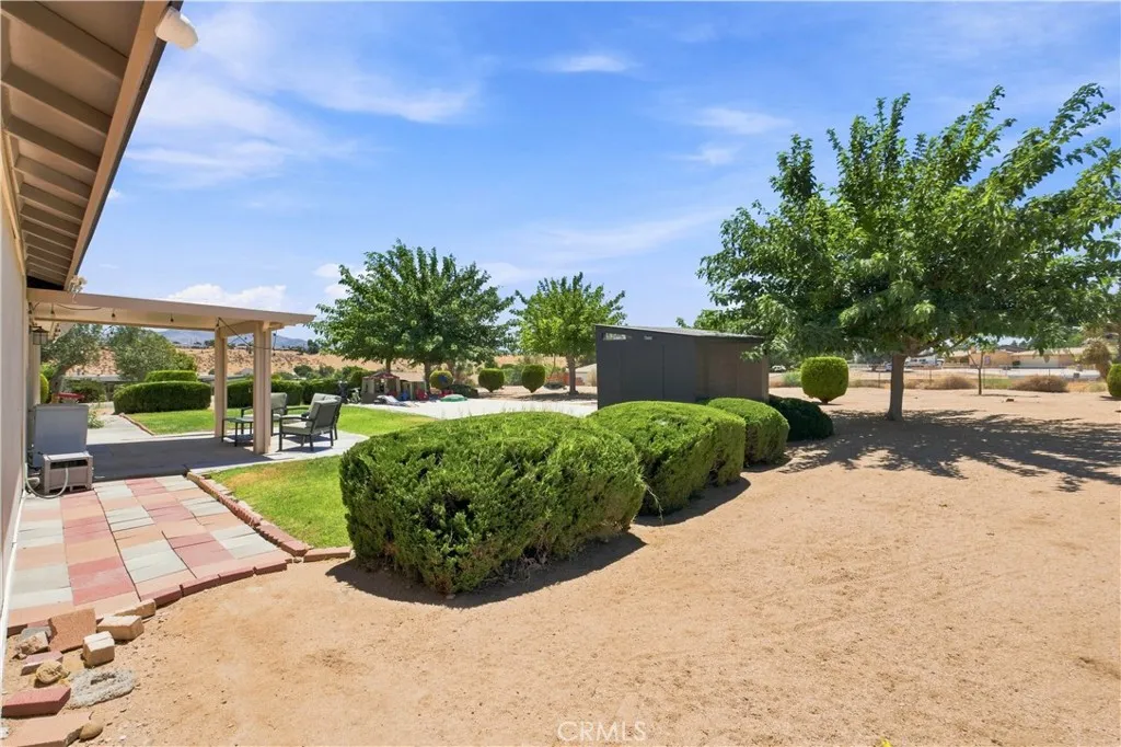 main property photo 25