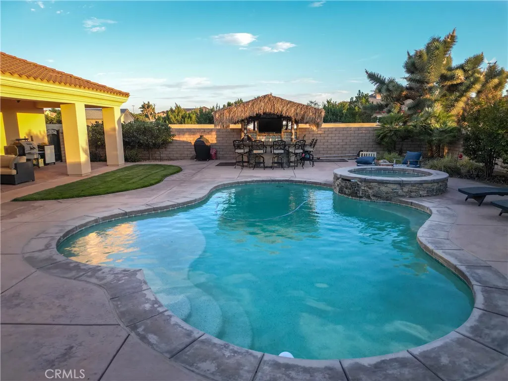 main property photo 39