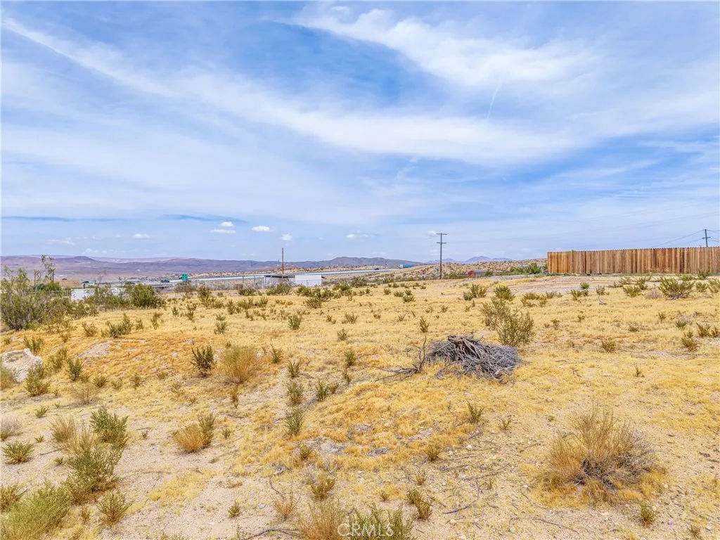main property photo 37
