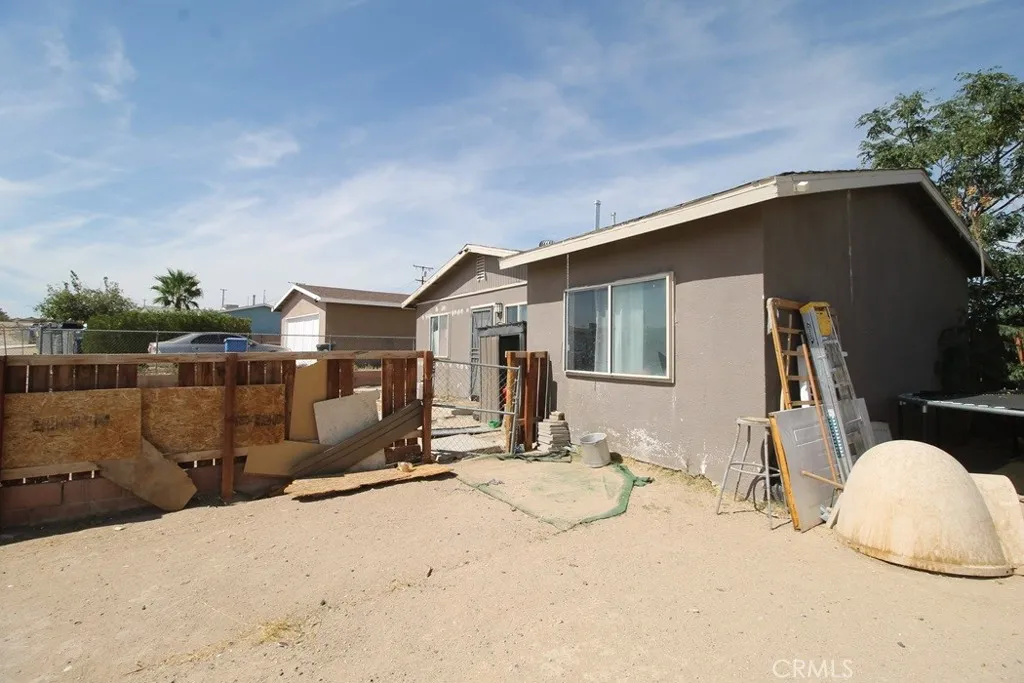 main property photo 19