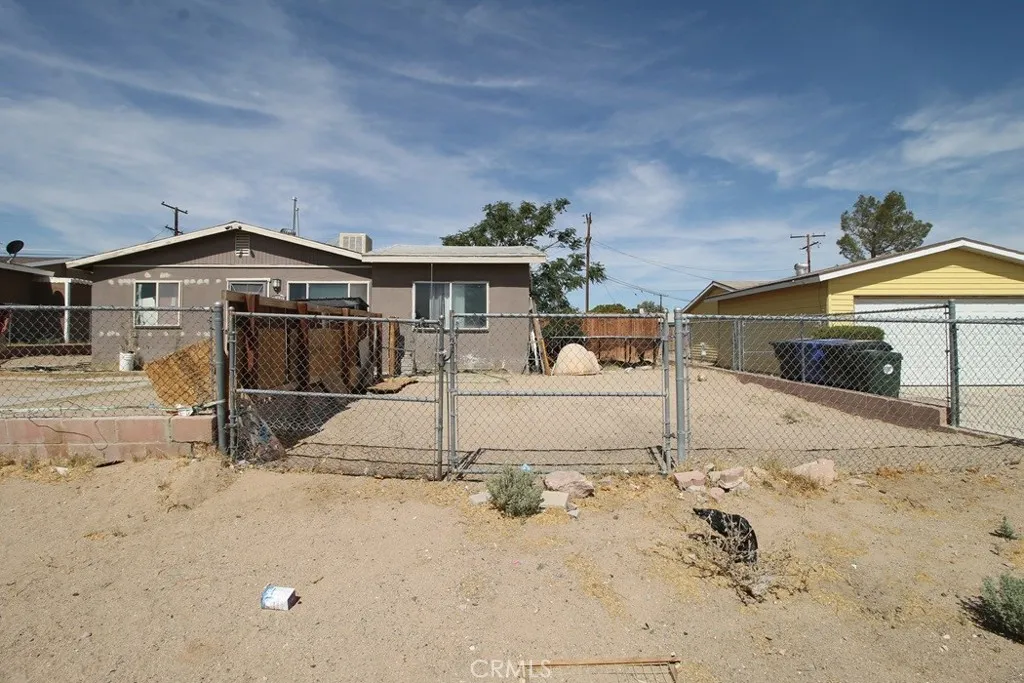main property photo 20
