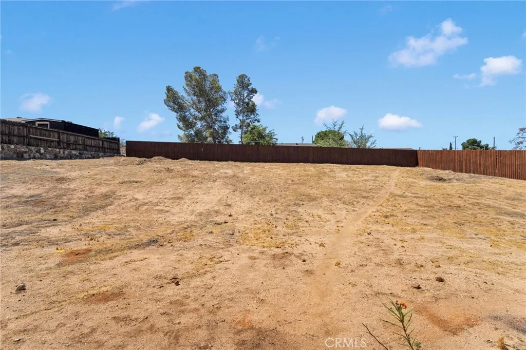 main property photo 46