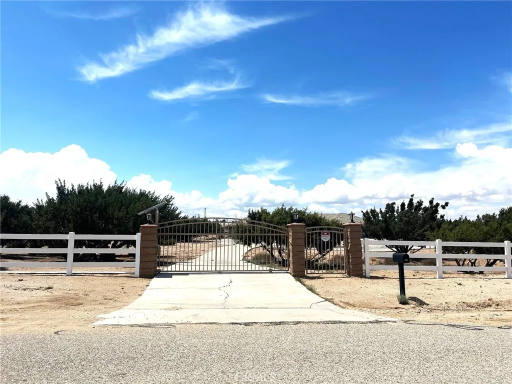 main property photo 0