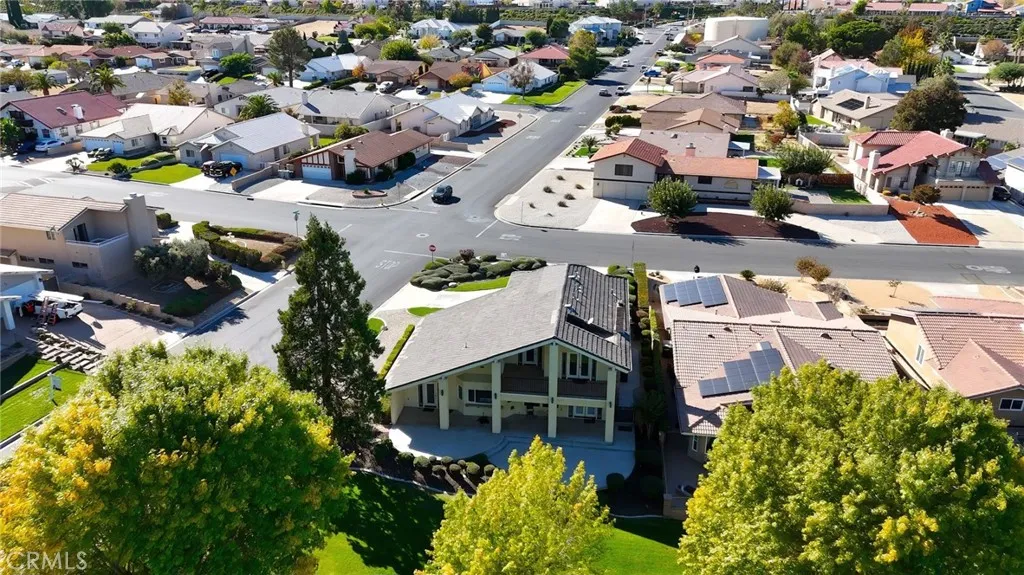 main property photo 24