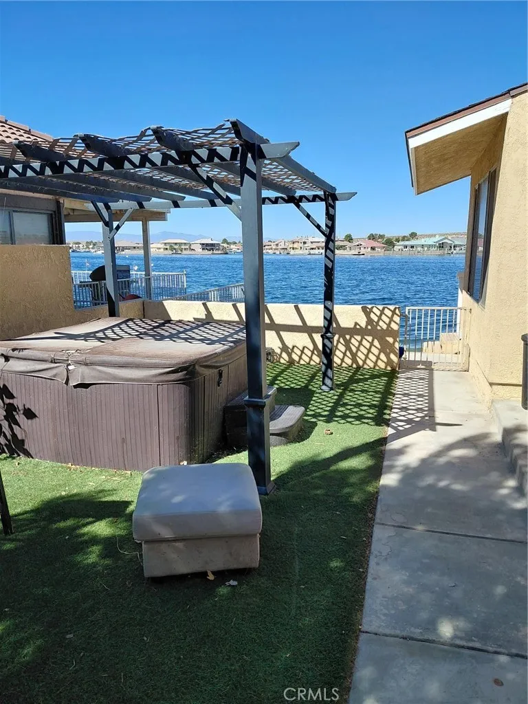 main property photo 32