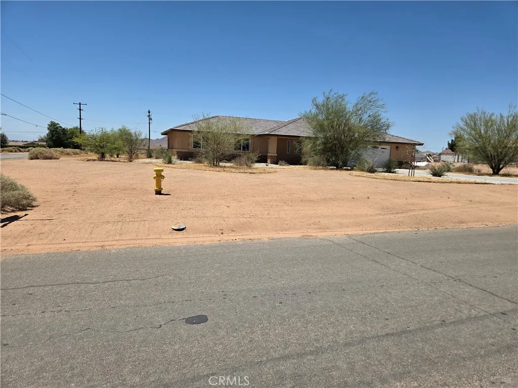 main property photo 4