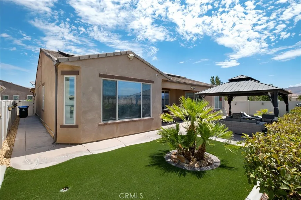 main property photo 18