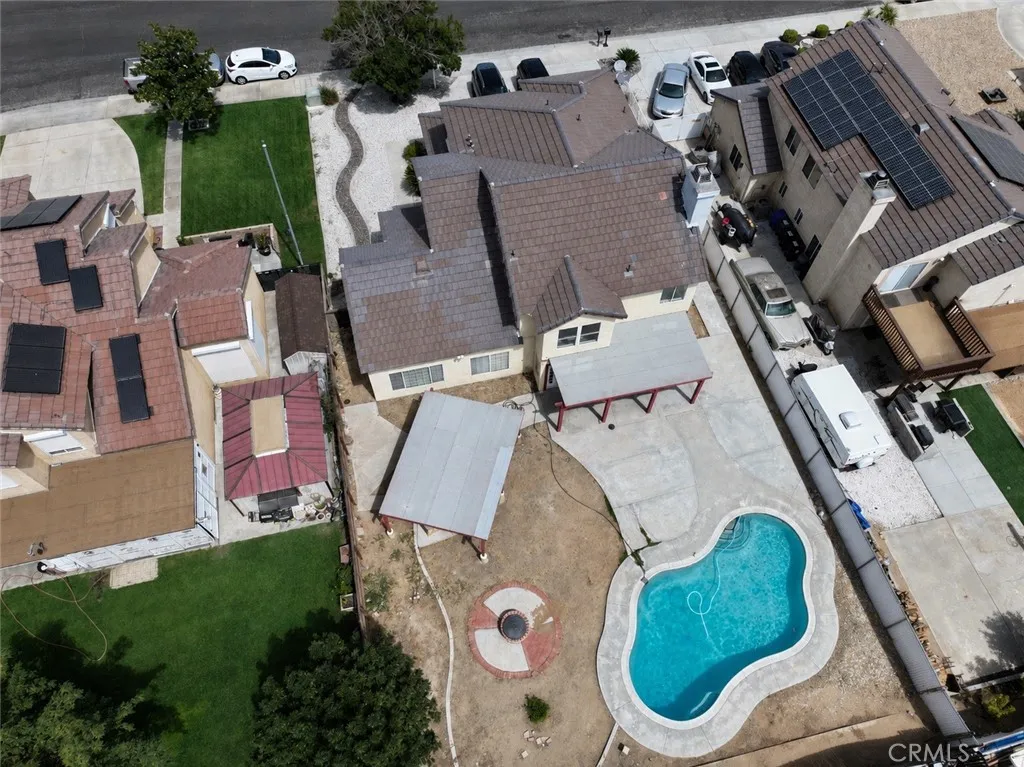 main property photo 37