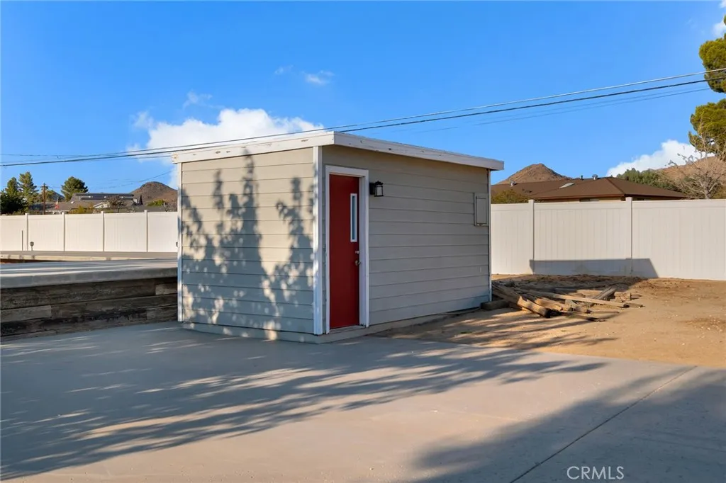 main property photo 38