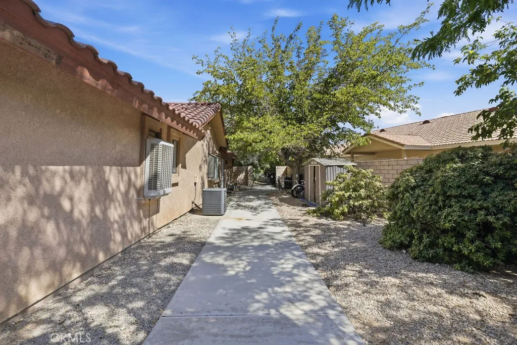 main property photo 29