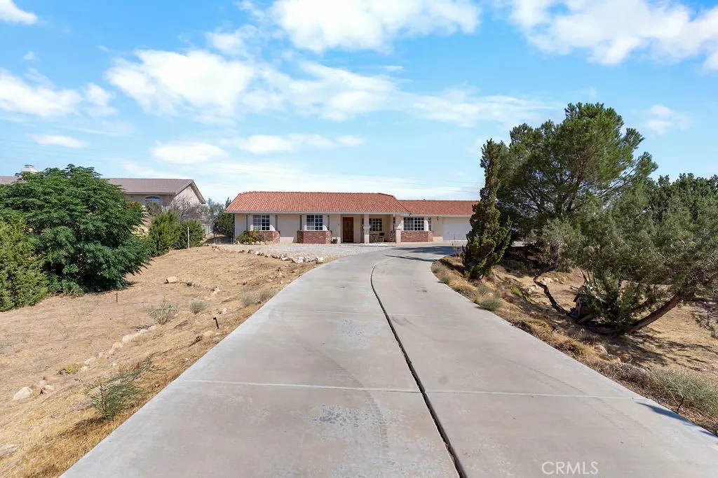 main property photo 3