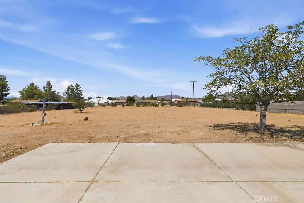main property photo 36