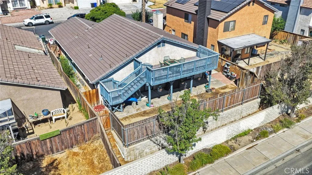 main property photo 27