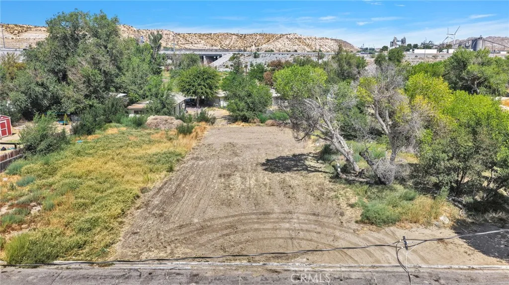 main property photo 10