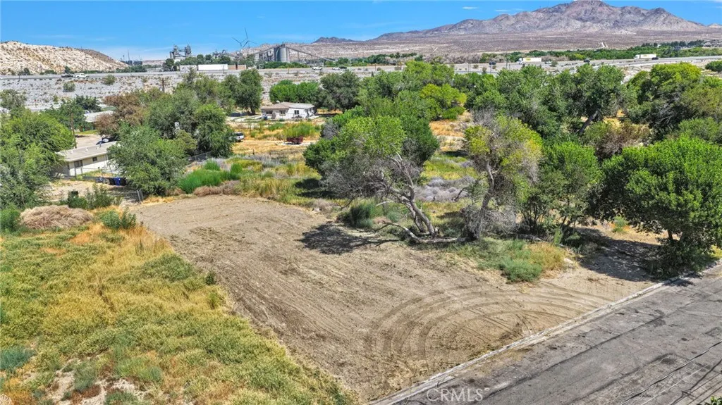 main property photo 12