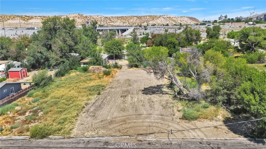 main property photo 13