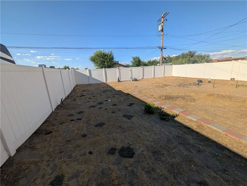 main property photo 35
