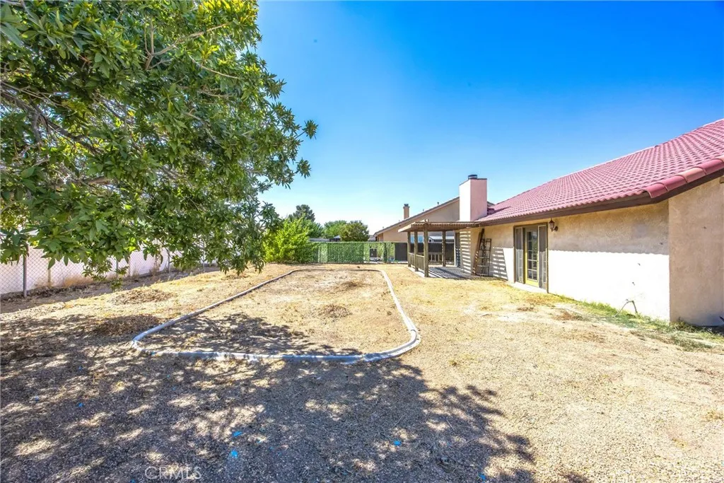 main property photo 24