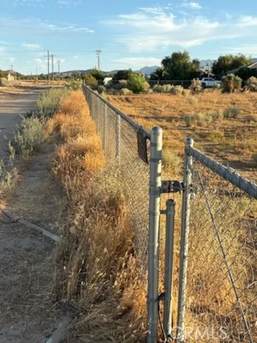 main property photo 27