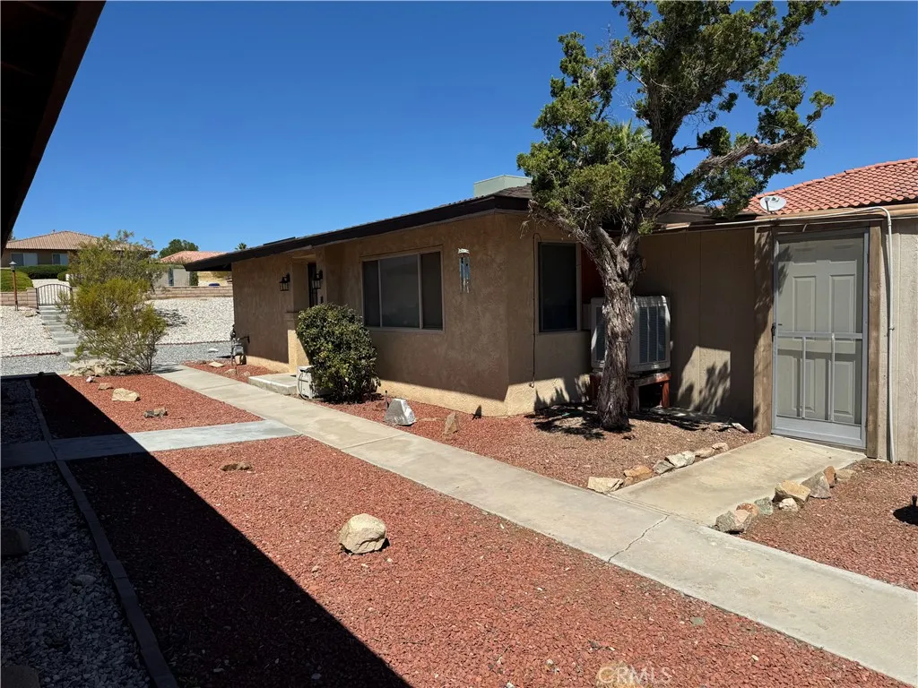 main property photo 6