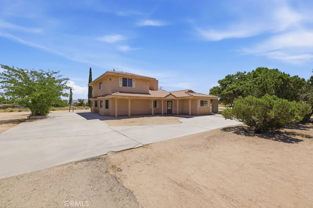 main property photo 27