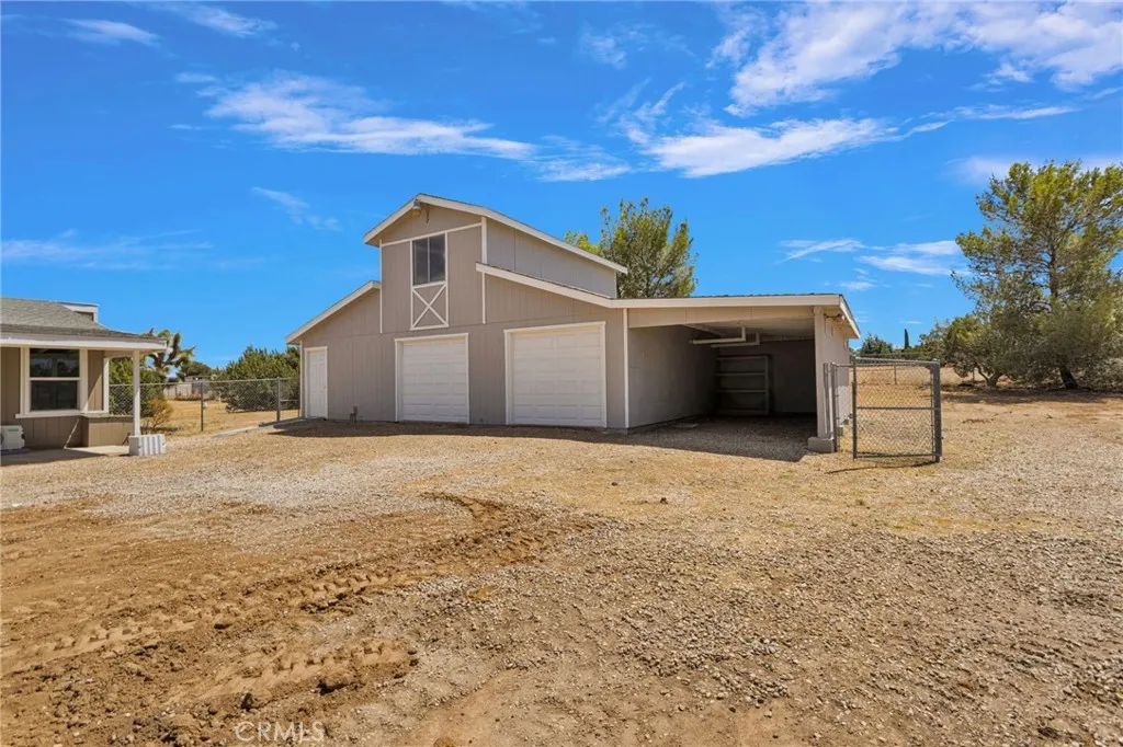 main property photo 42