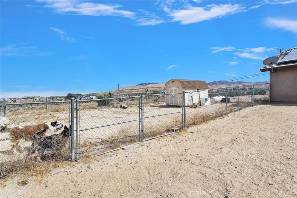 main property photo 19