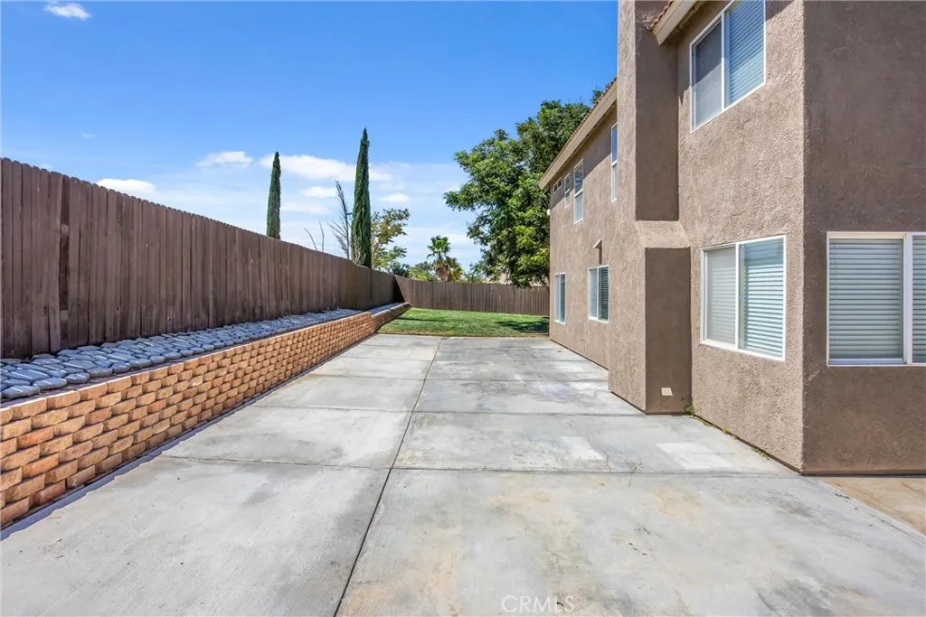 main property photo 45