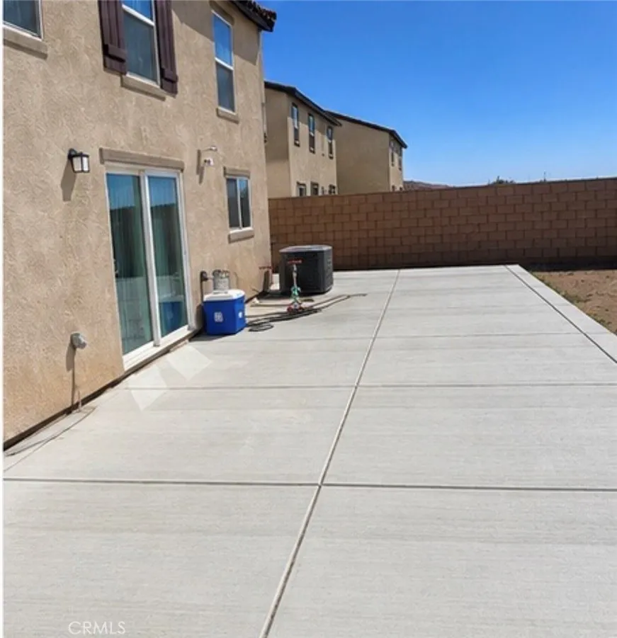 main property photo 16