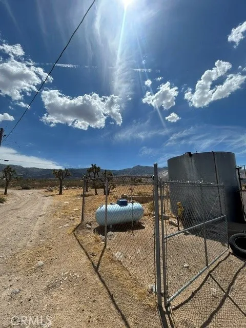main property photo 11