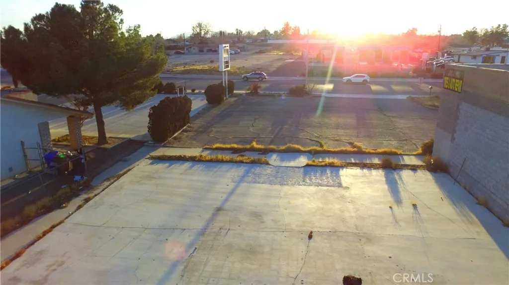 main property photo 12