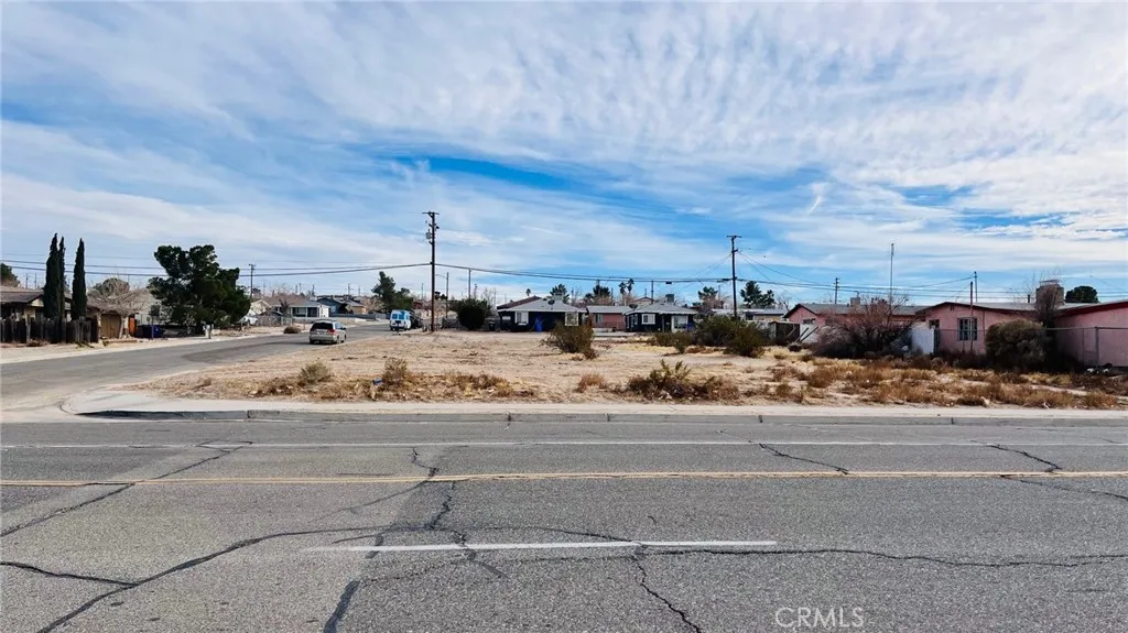 main property photo 19
