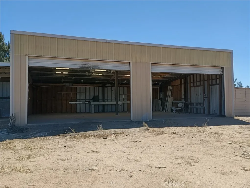 main property photo 11