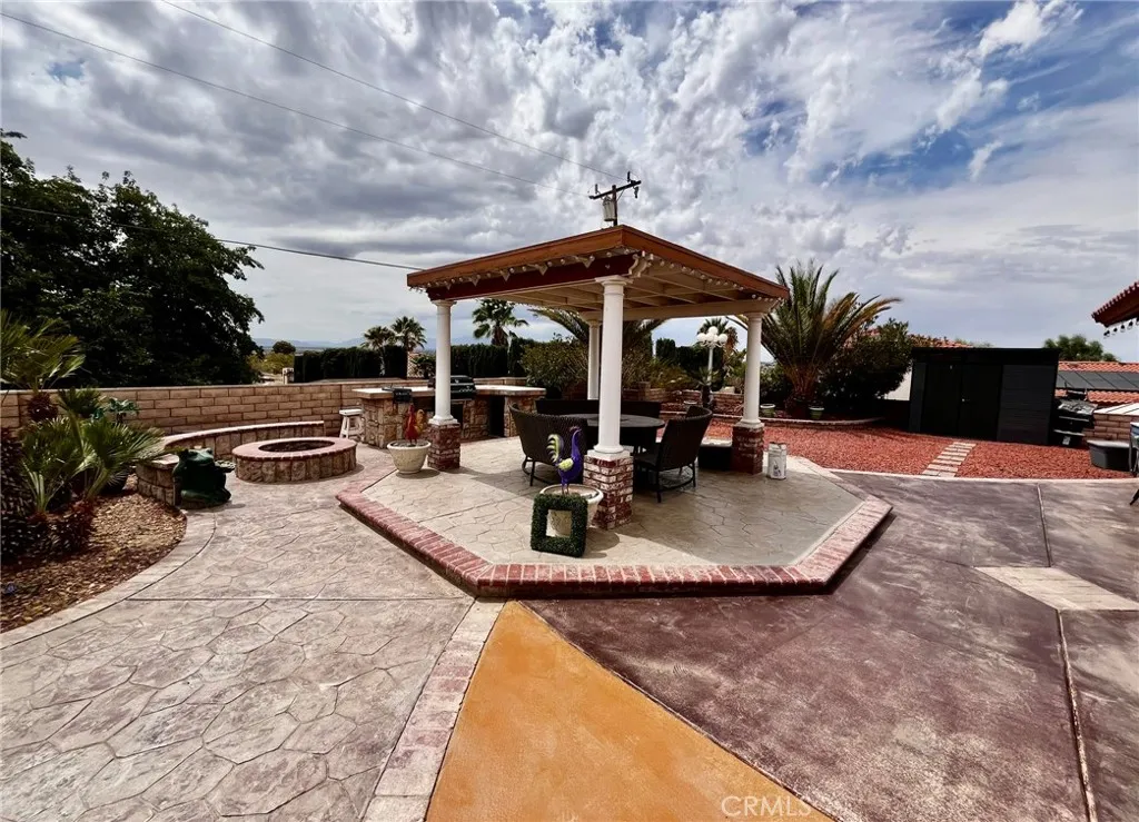 main property photo 9