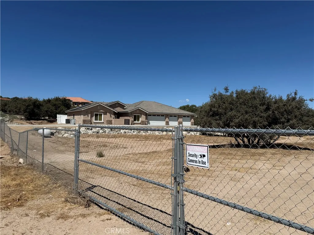 main property photo 35