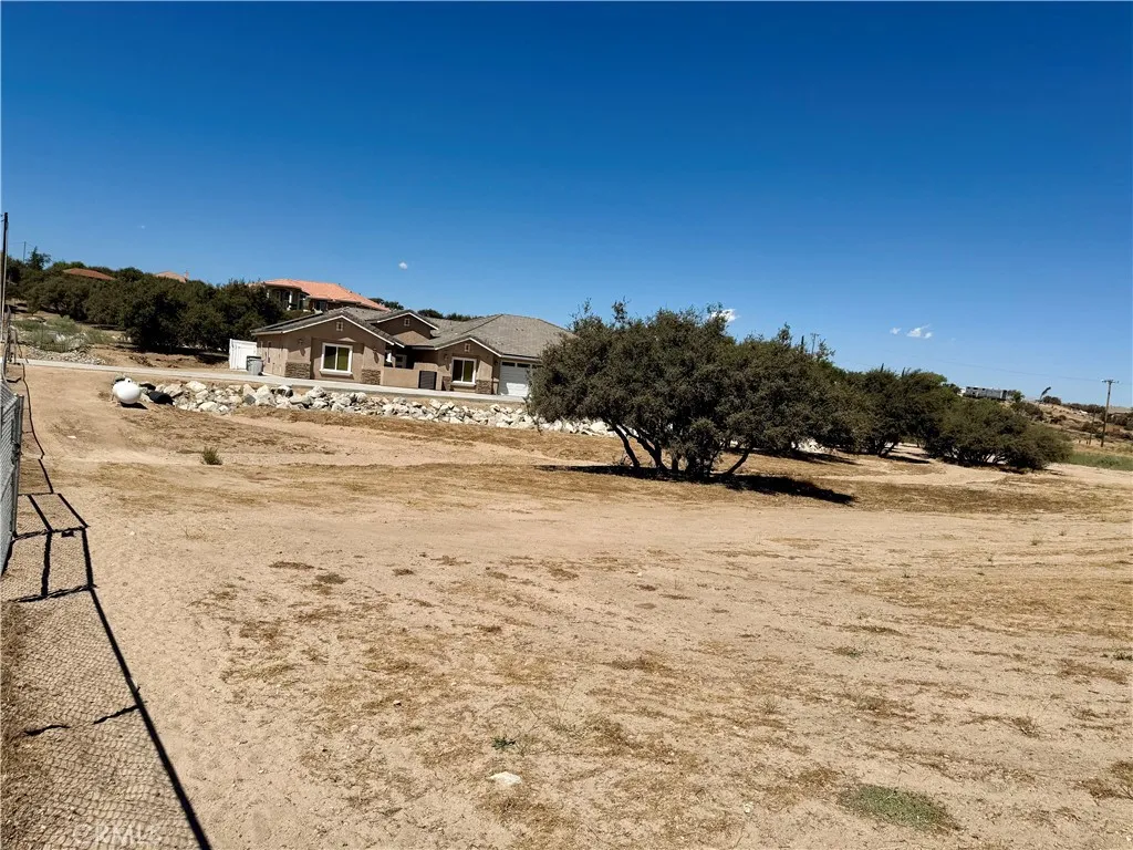 main property photo 37