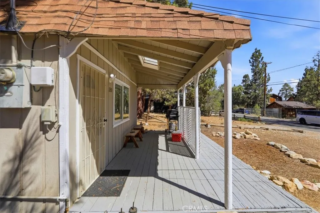 main property photo 16