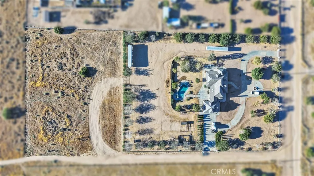 main property photo 43