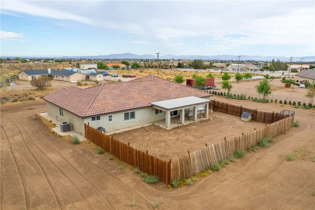 main property photo 41