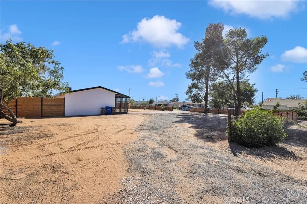 main property photo 51