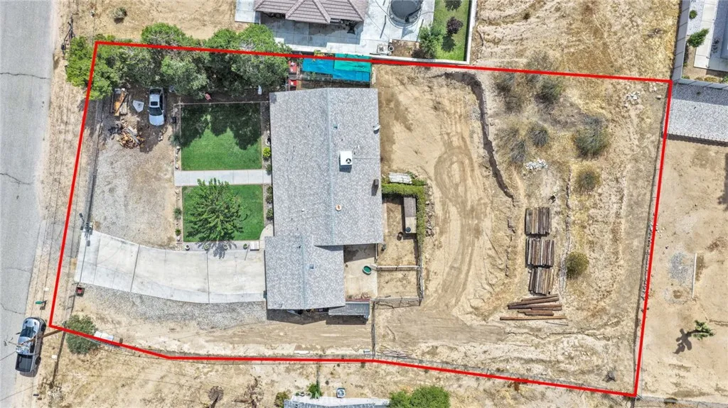 main property photo 33