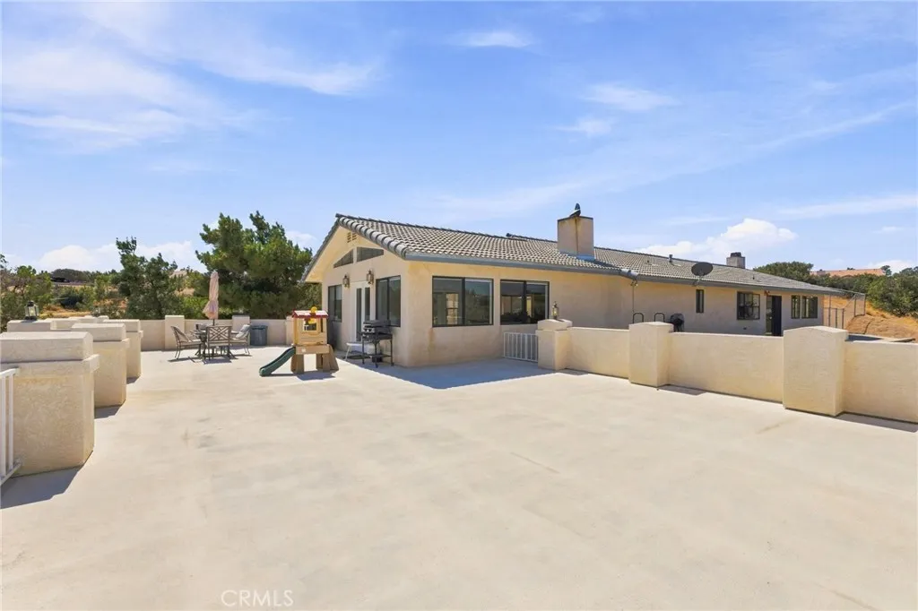 main property photo 41