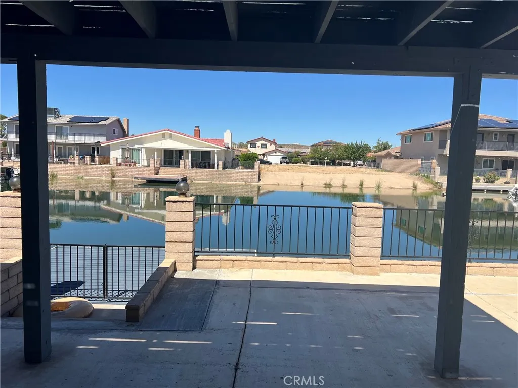 main property photo 10