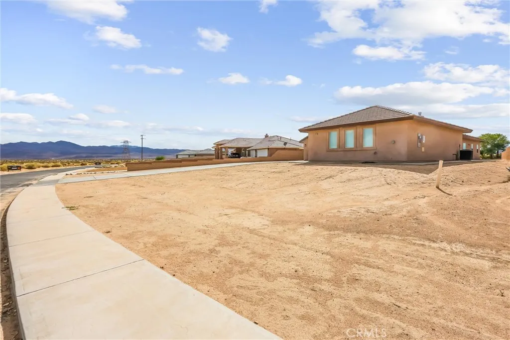 main property photo 59